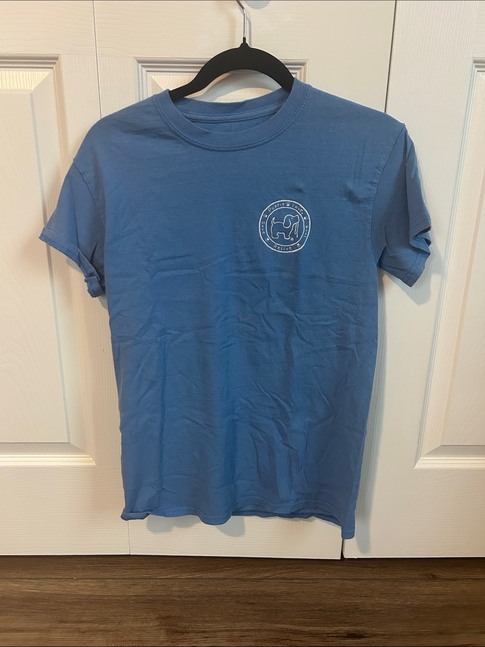 Women's Short-Sleeve Crewneck Tee with Small Chest Graphic - Blue